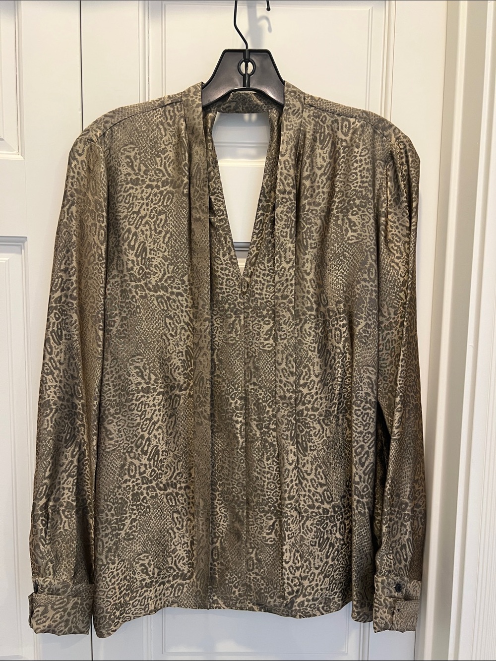 J Brand Olive Animal Print Men’s Shirt size M